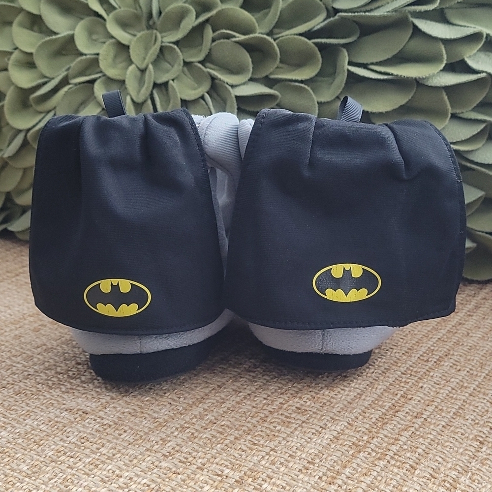 Batman Little Boys Slipper - Picture 4 of 11